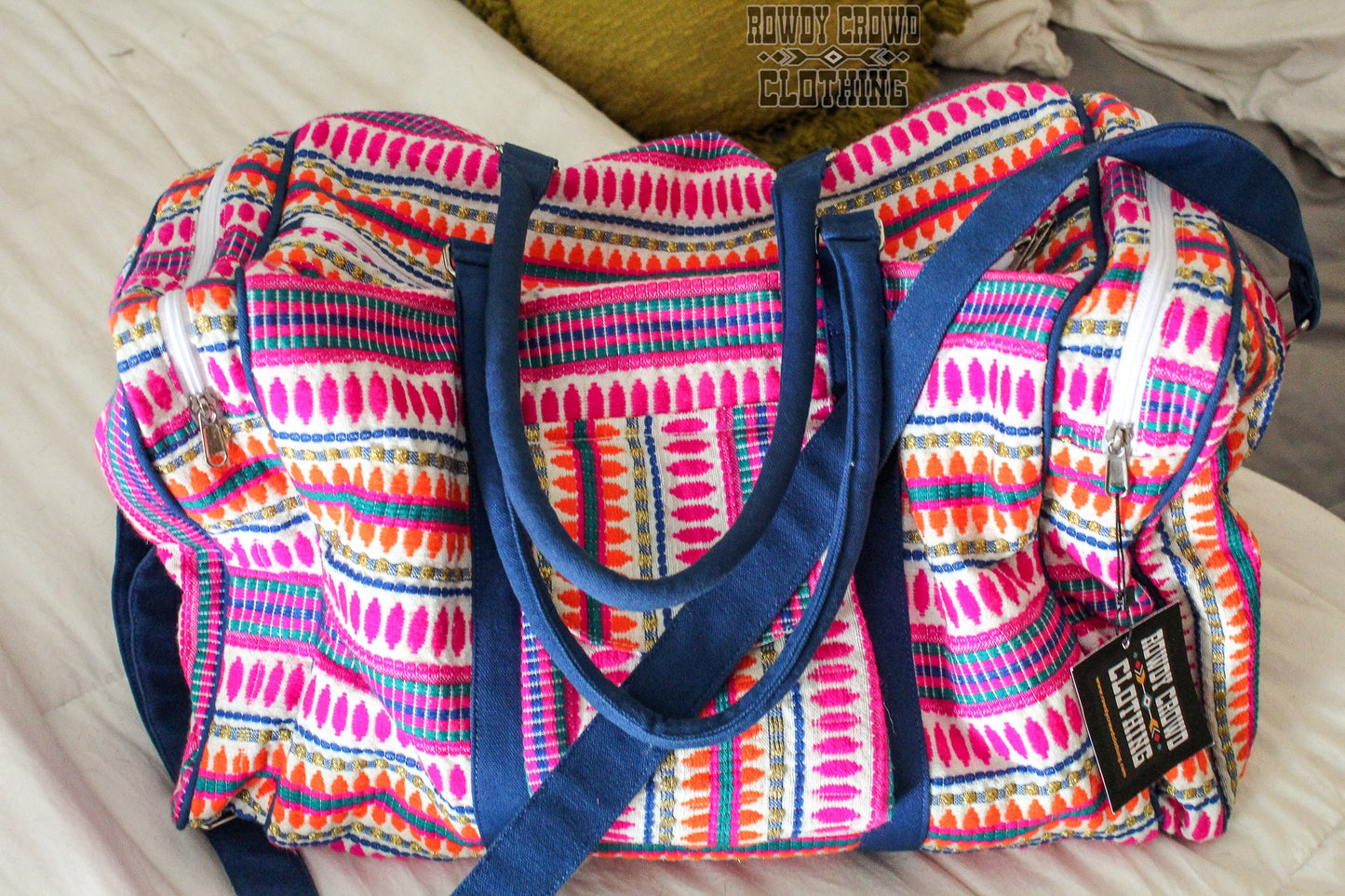 western travel bag, weekender bag, travel bag, duffel bags, luggage, travel sets, western wholesale, western bag, wholesale clothing and accessories, western gifts, western duffle bag, colorful travel bags, colorful duffle bag, southwestern bags, overnight bags, large duffle bag, travel weekend bag, gym duffle bag
