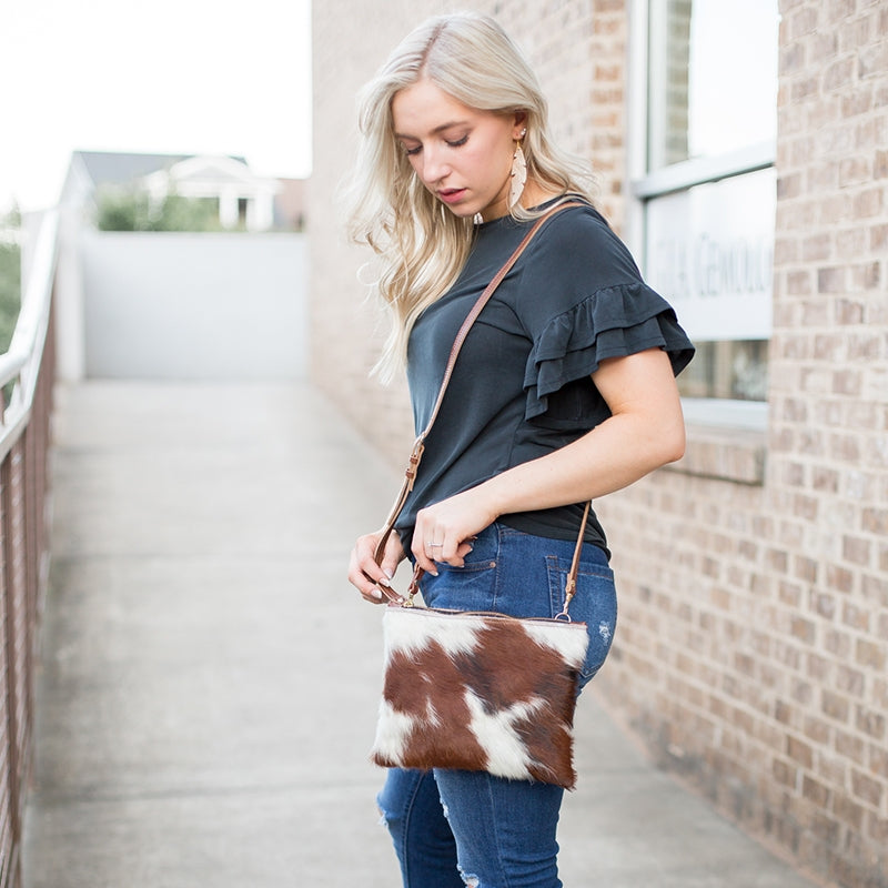caroline crossbody | brown+white cowhide